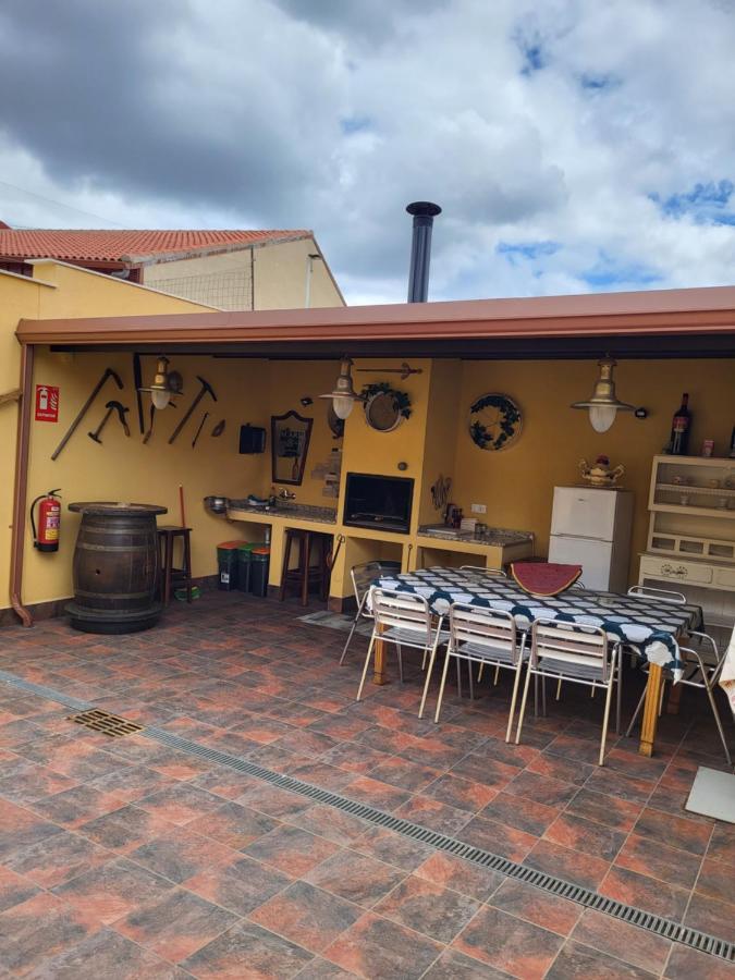 La Pedrosa Casa Rural Camarzana de Tera Extérieur photo